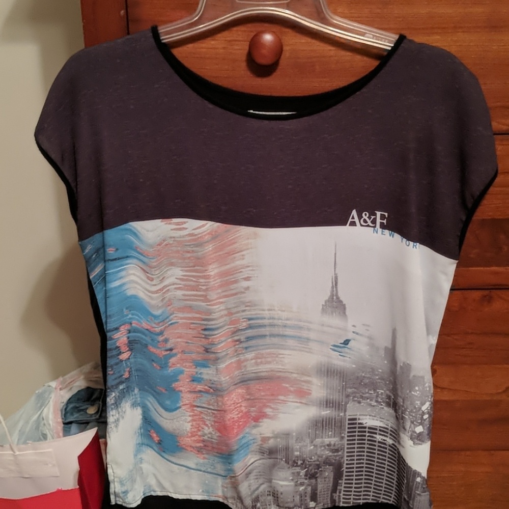 Abercrombie and Fitch top